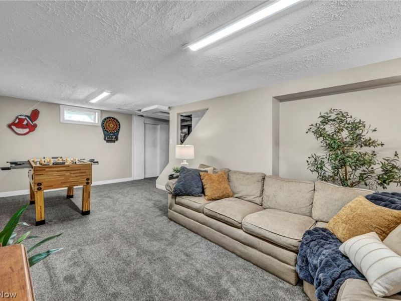 707 Kathron Avenue, Cuyahoga Falls, OH 44221 Photo 39
