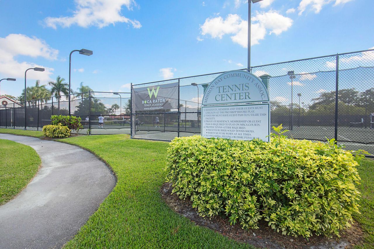 20317 Hacienda Court, Boca Raton, FL 33498 Photo