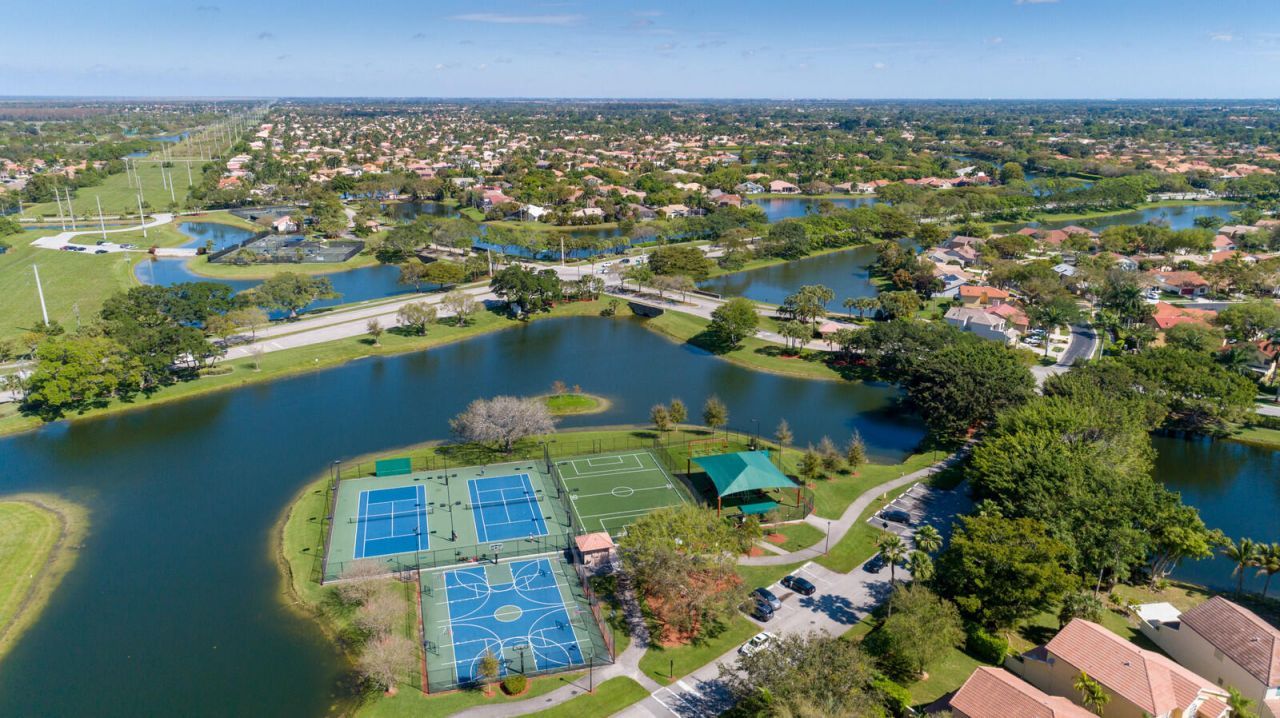 20317 Hacienda Court, Boca Raton, FL 33498 Photo