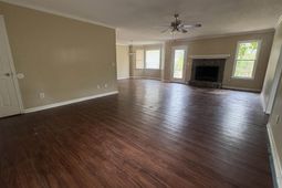204 Woodchase Lane  photo 4