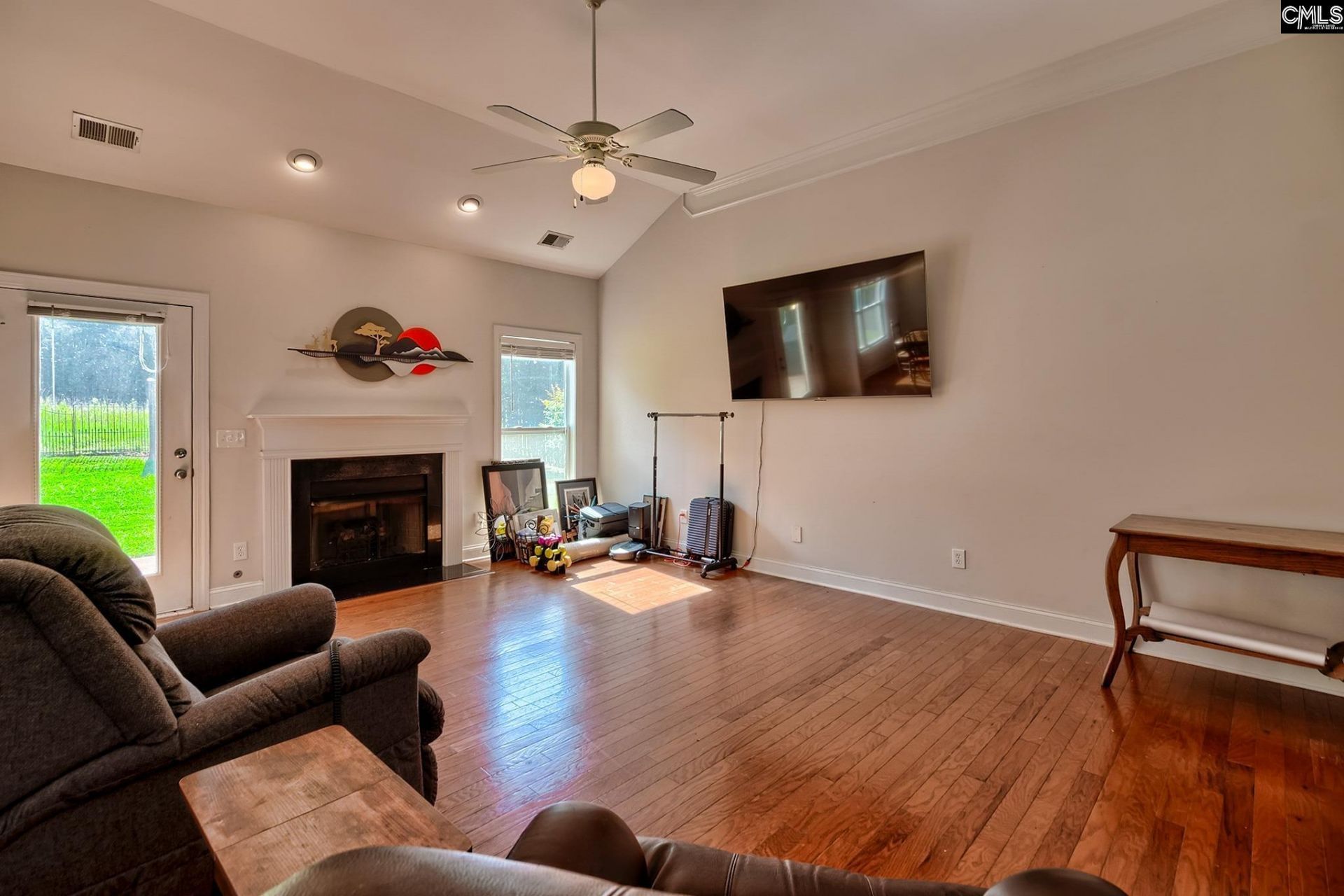 247 Grandflora Lane  Photo 14