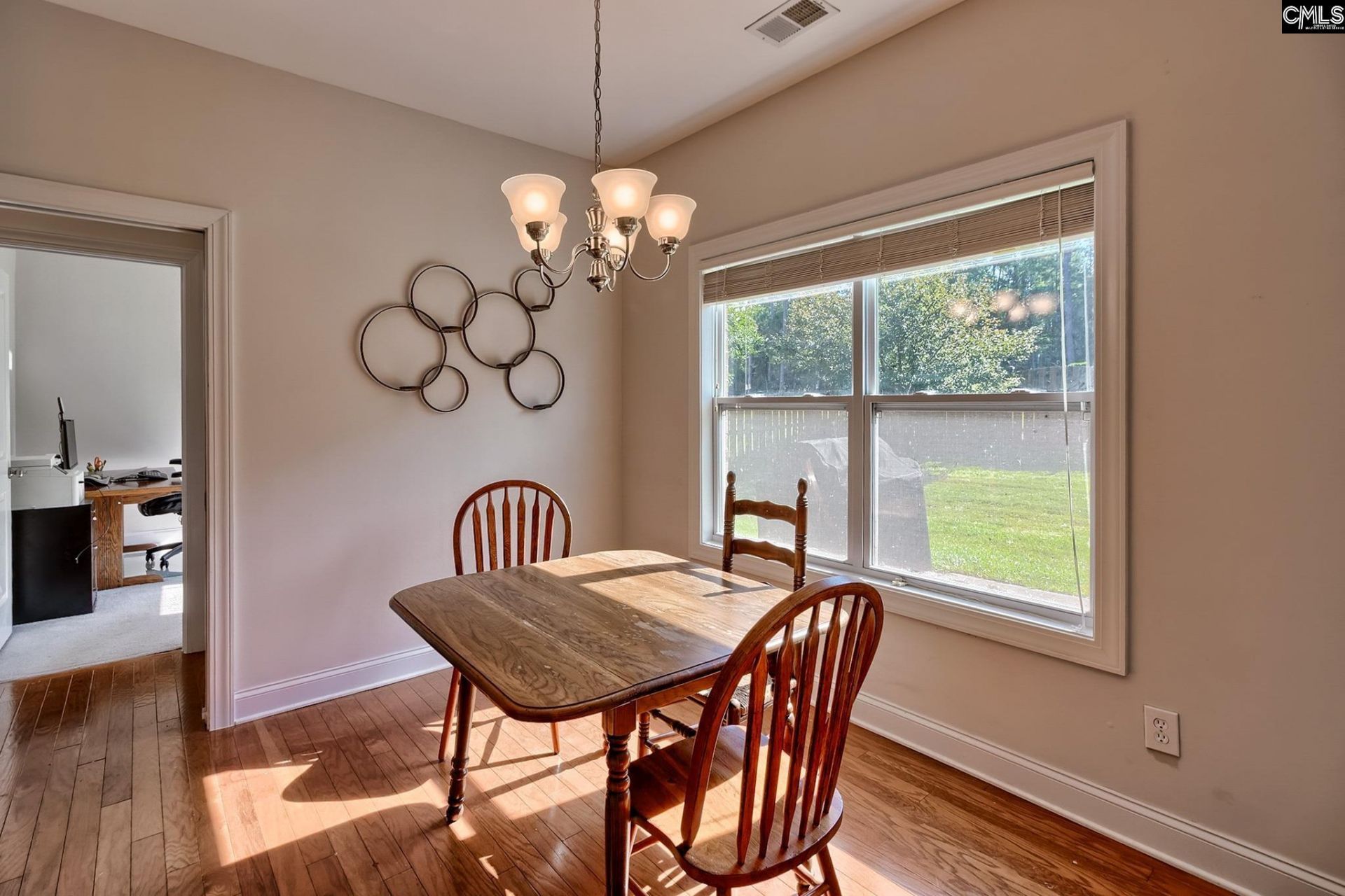 247 Grandflora Lane  Photo 16
