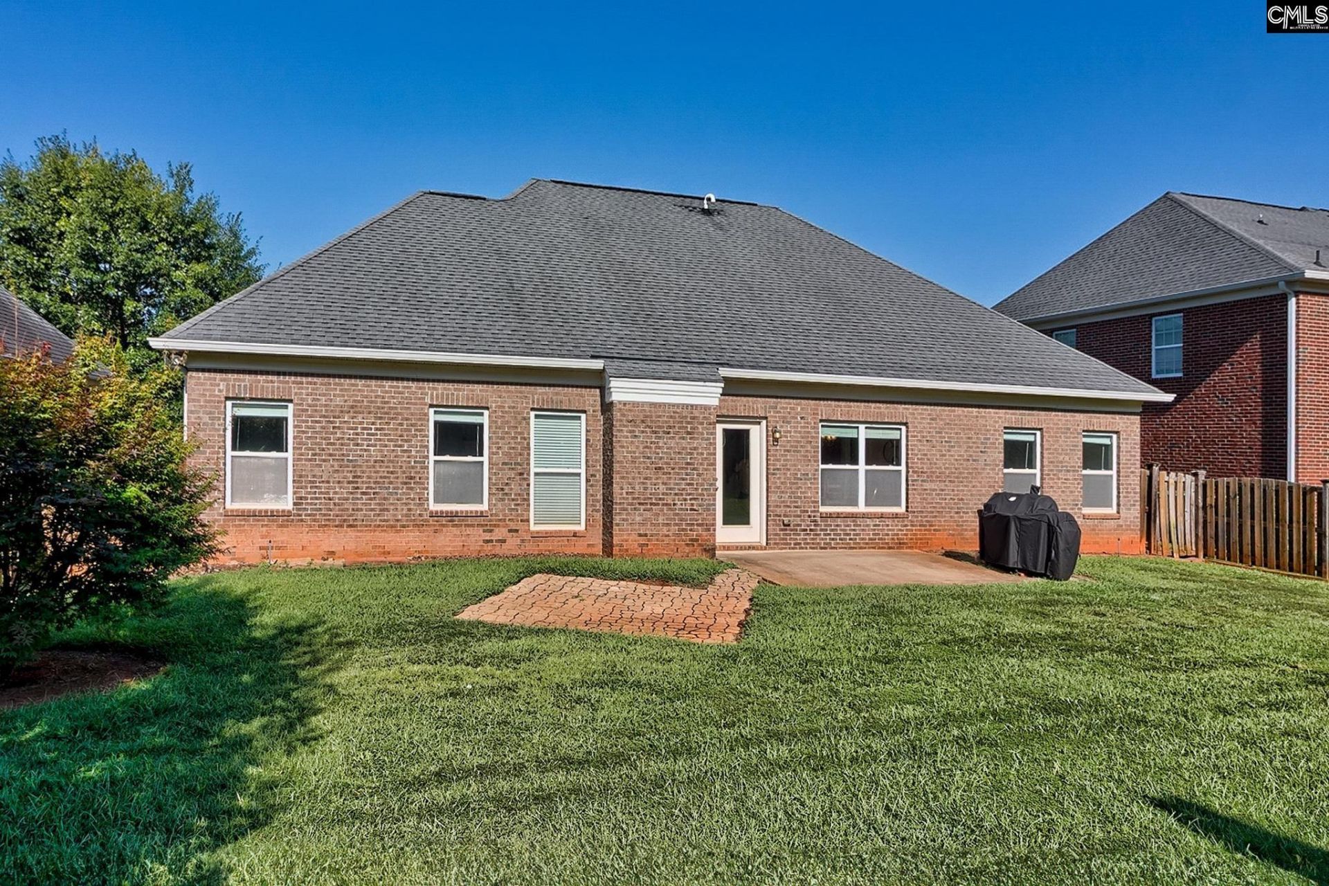 247 Grandflora Lane  Photo 38