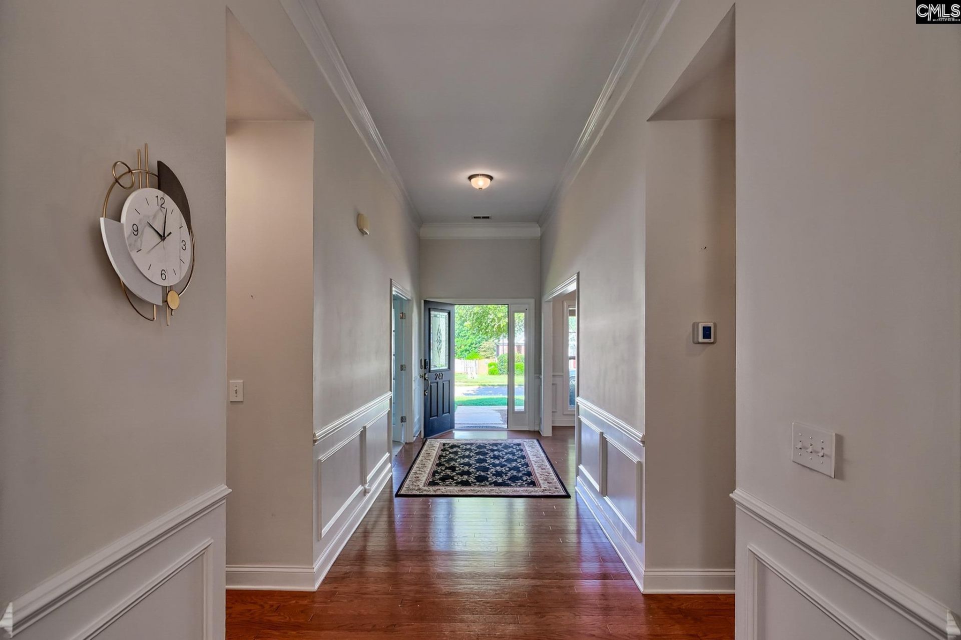 247 Grandflora Lane  Photo 5