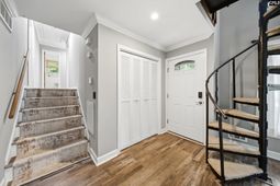 530 Stromsdale Road  photo 4