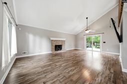 530 Stromsdale Road  photo 4