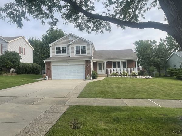 181 Mistwood Lane , North Aurora, IL 60542