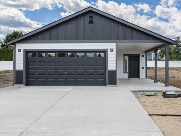 1006 S Century Rd, Spokane Valley, WA 99037