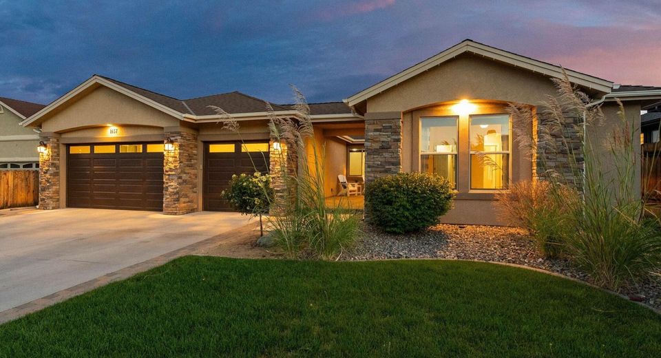 1657 Robb Drive, Carson City, NV 89703 Photo