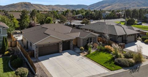 1657 Robb Drive, Carson City, NV 89703 Photo
