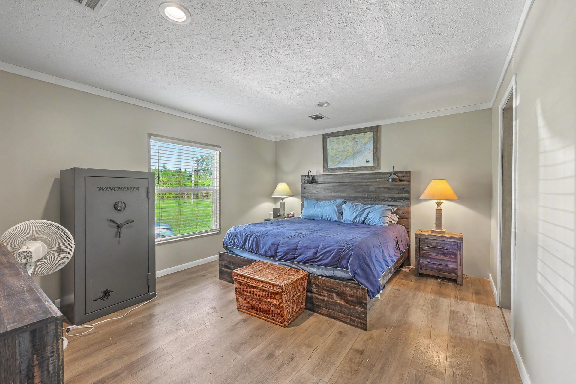 860 Coach Road Photo 10