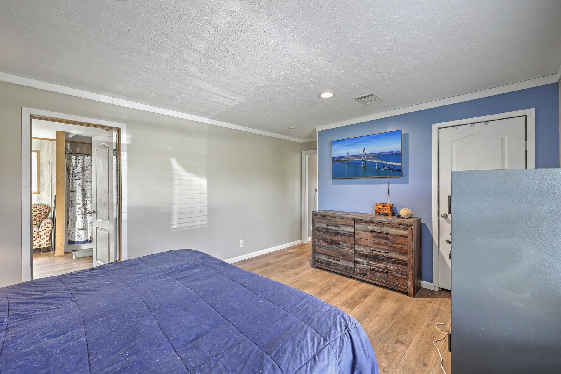 860 Coach Road Photo 12