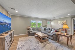860 Coach Road photo 4