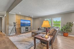 860 Coach Road photo 4
