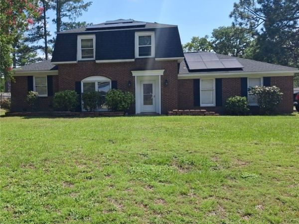 5839 Rivercroft Road, Fayetteville, NC 28304