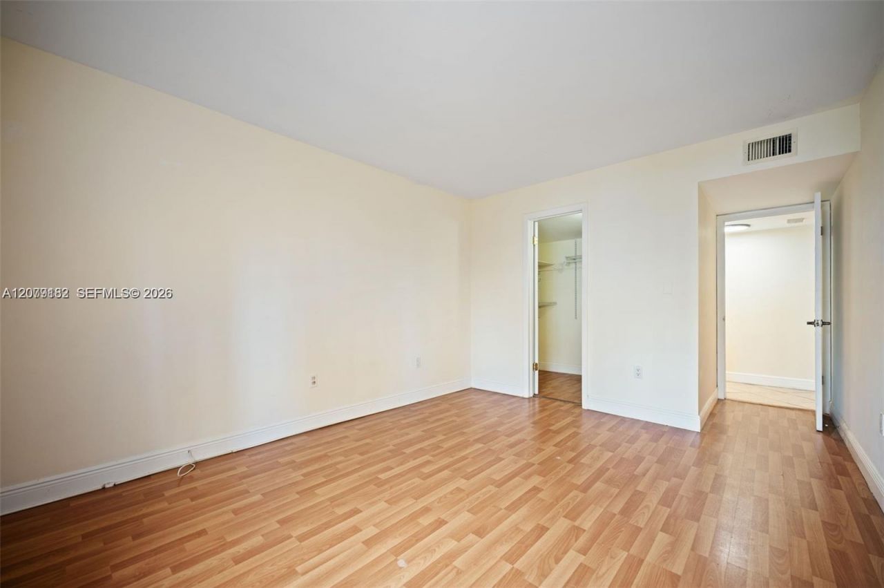 200 178th Dr , Unit 505, Sunny Isles Beach, FL 33160 Photo
