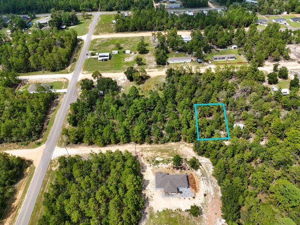 Lot 5 W Snowdrop East Street, DeFuniak Springs, FL 32433