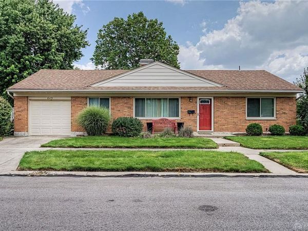 643 Mossoak Drive, Kettering, OH 45429