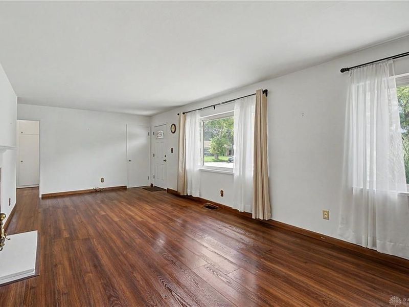 643 Mossoak Drive, Kettering, OH 45429 Photo 17