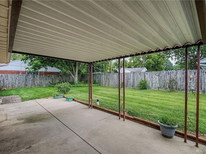 643 Mossoak Drive, Kettering, OH 45429 Photo 38
