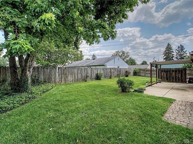 643 Mossoak Drive, Kettering, OH 45429 Photo 40