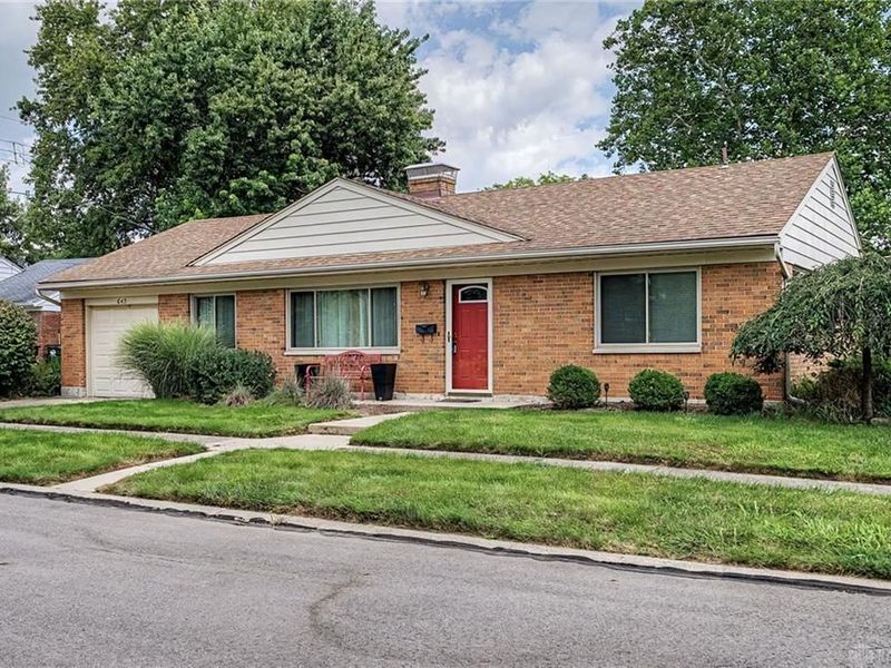 643 Mossoak Drive, Kettering, OH 45429 Photo 8
