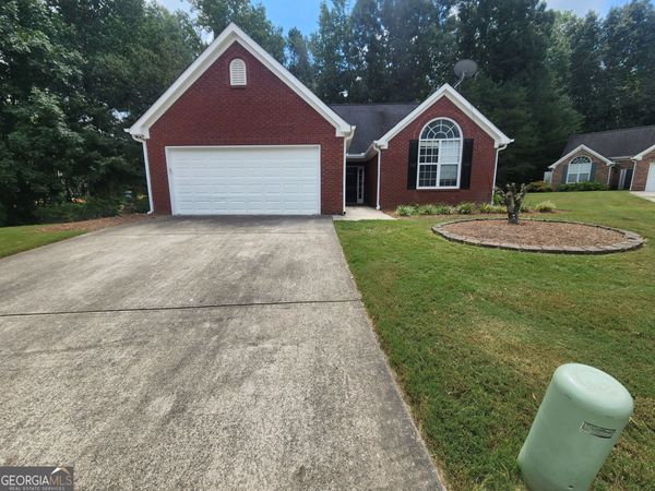 180 Brookestone Point, Fayetteville, GA 30215