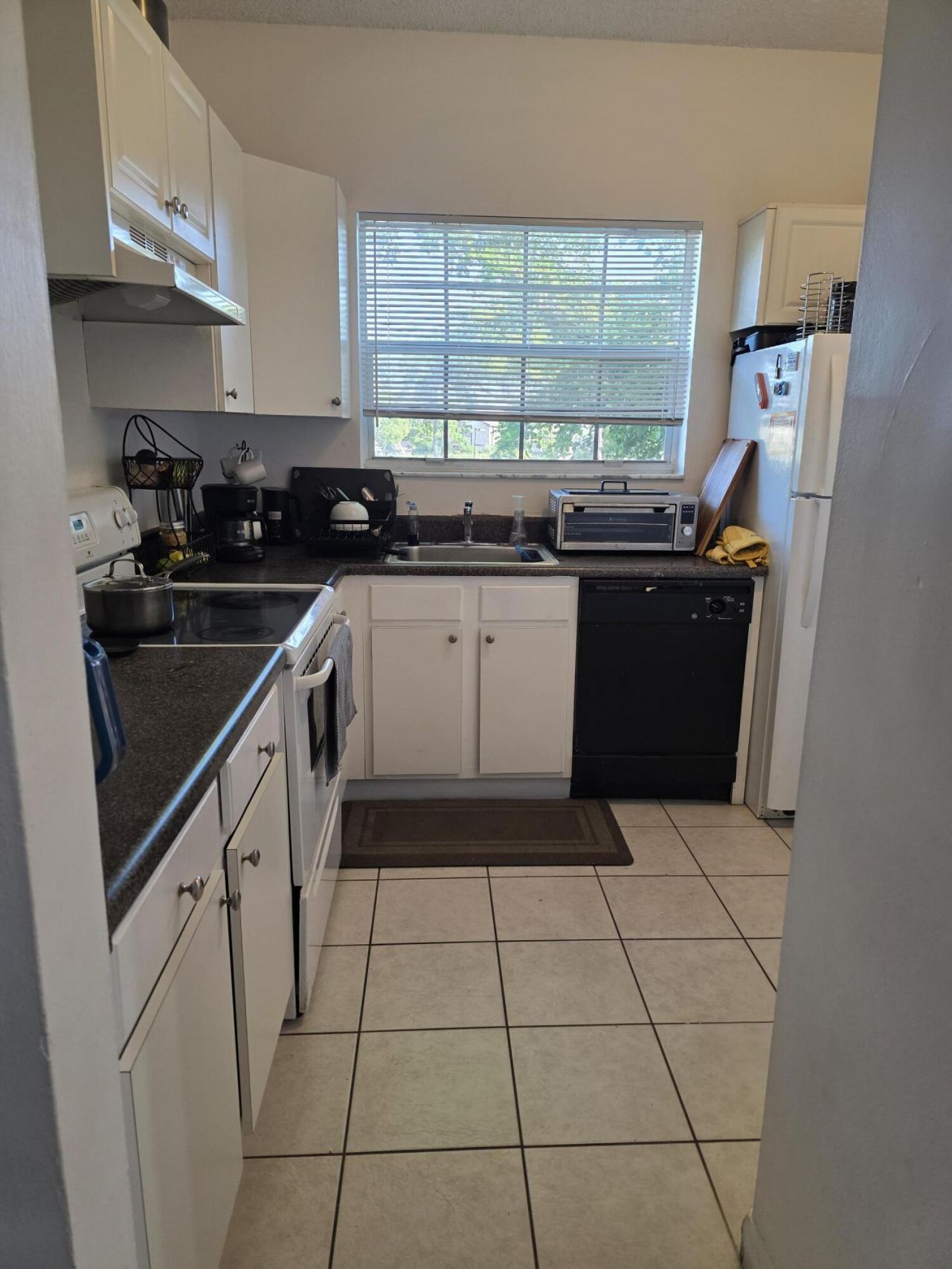 1821 NW 96th Terrace, Unit 5C, Pembroke Pines, FL 33024 Photo