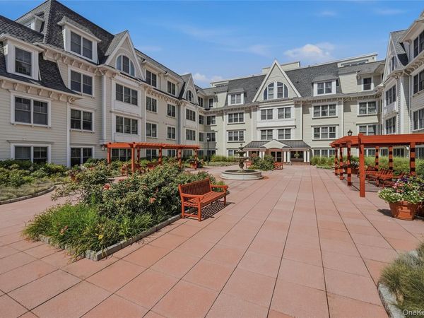 225 Stanley Avenue , Unit 121, Mamaroneck, NY 10543