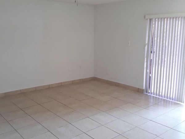 505 Palm Ave Avenue , Fort Pierce, FL 32139