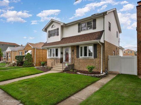 Main Photo