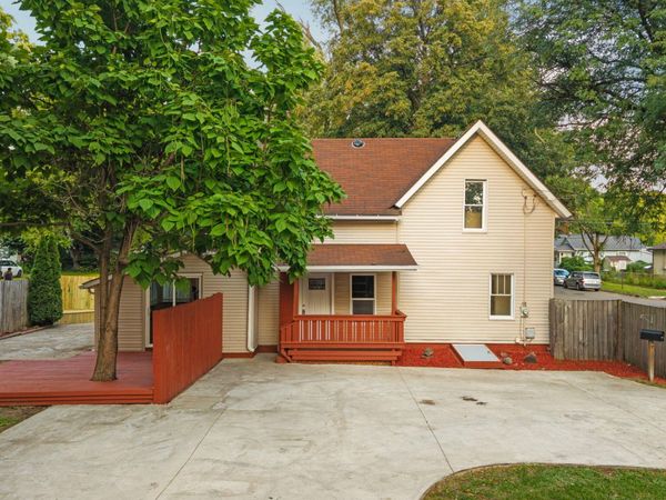 412 Quarry Street, Jackson, MI 49201