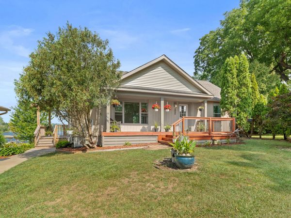 9996 Highland Road, White Lake, MI 48386