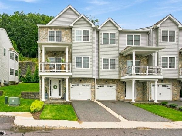 59 Halina Ln, Butler, NJ 07405