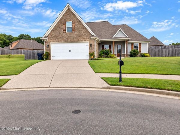 4912 Sunset Harbor Cove, Horn Lake, MS 38637