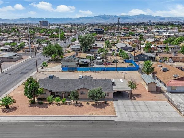 2401 Ellis Street, North Las Vegas, NV 89030