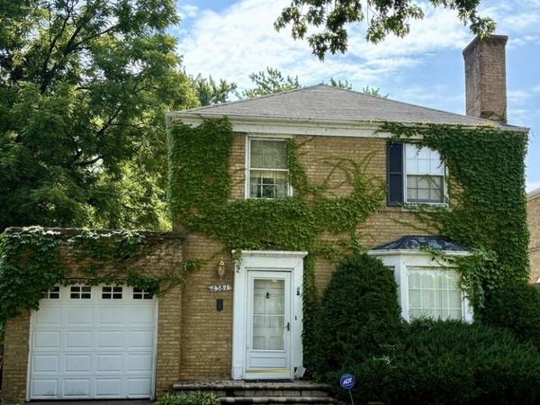 6387 N Nokomis Avenue, Chicago, IL 60646