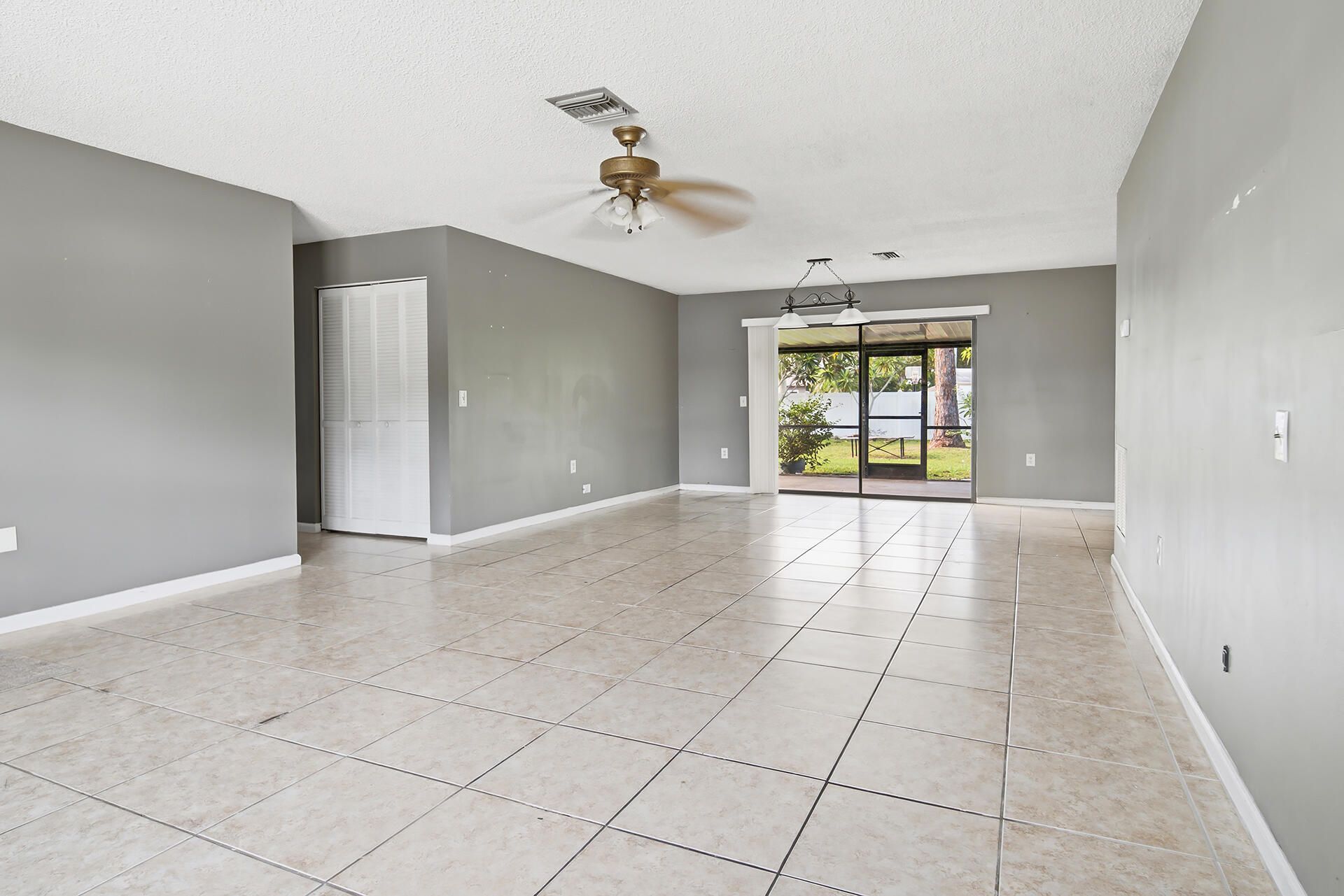 108 Santa Monica Avenue, Royal Palm Beach, FL 33411 Photo