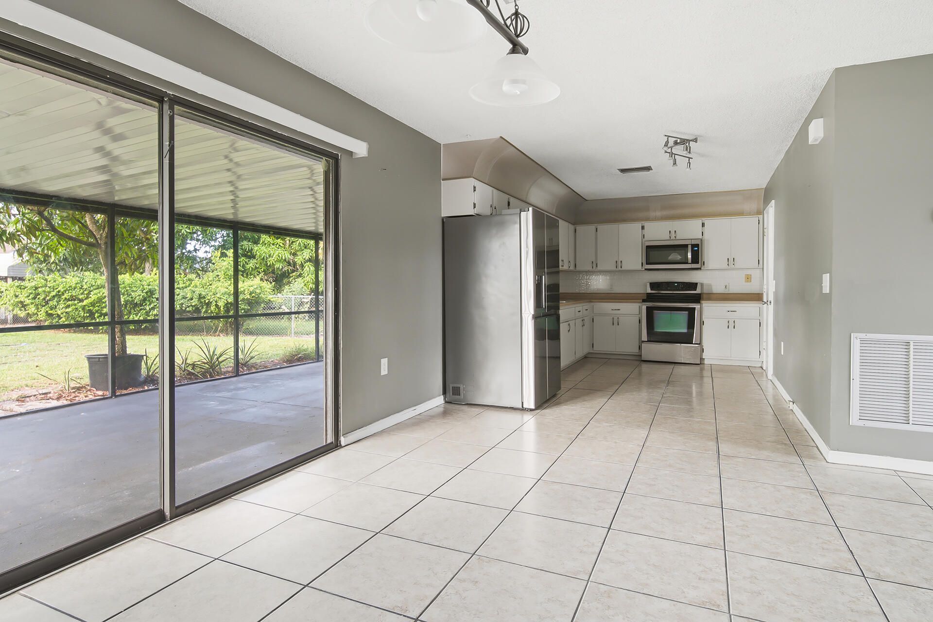 108 Santa Monica Avenue, Royal Palm Beach, FL 33411 Photo