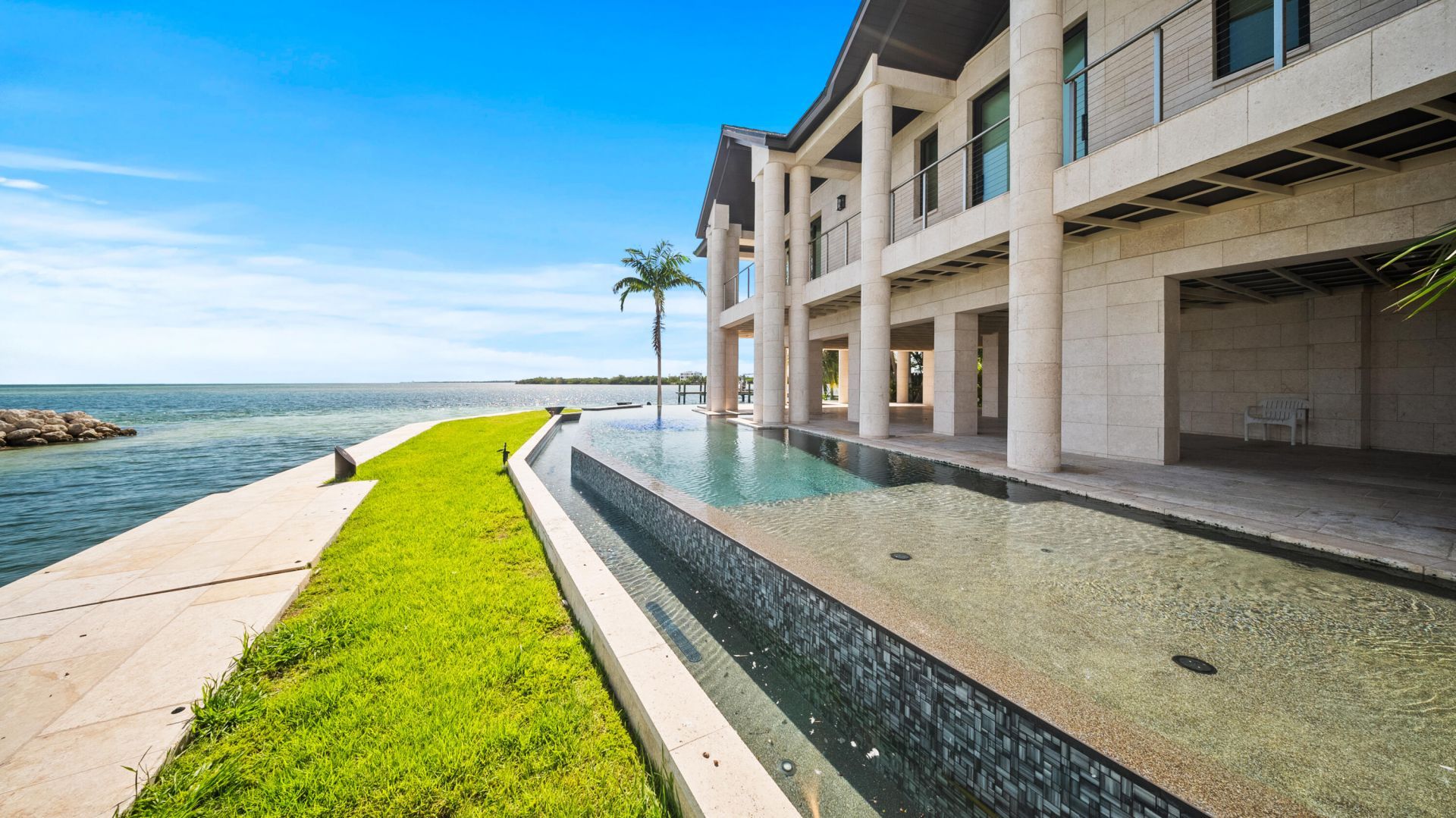 201 W Seaview Drive, Duck Key, FL 33050 Photo
