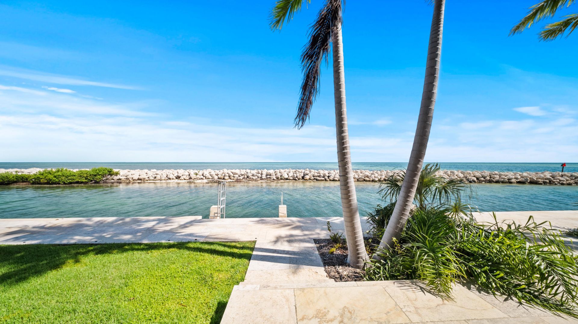 201 W Seaview Drive, Duck Key, FL 33050 Photo