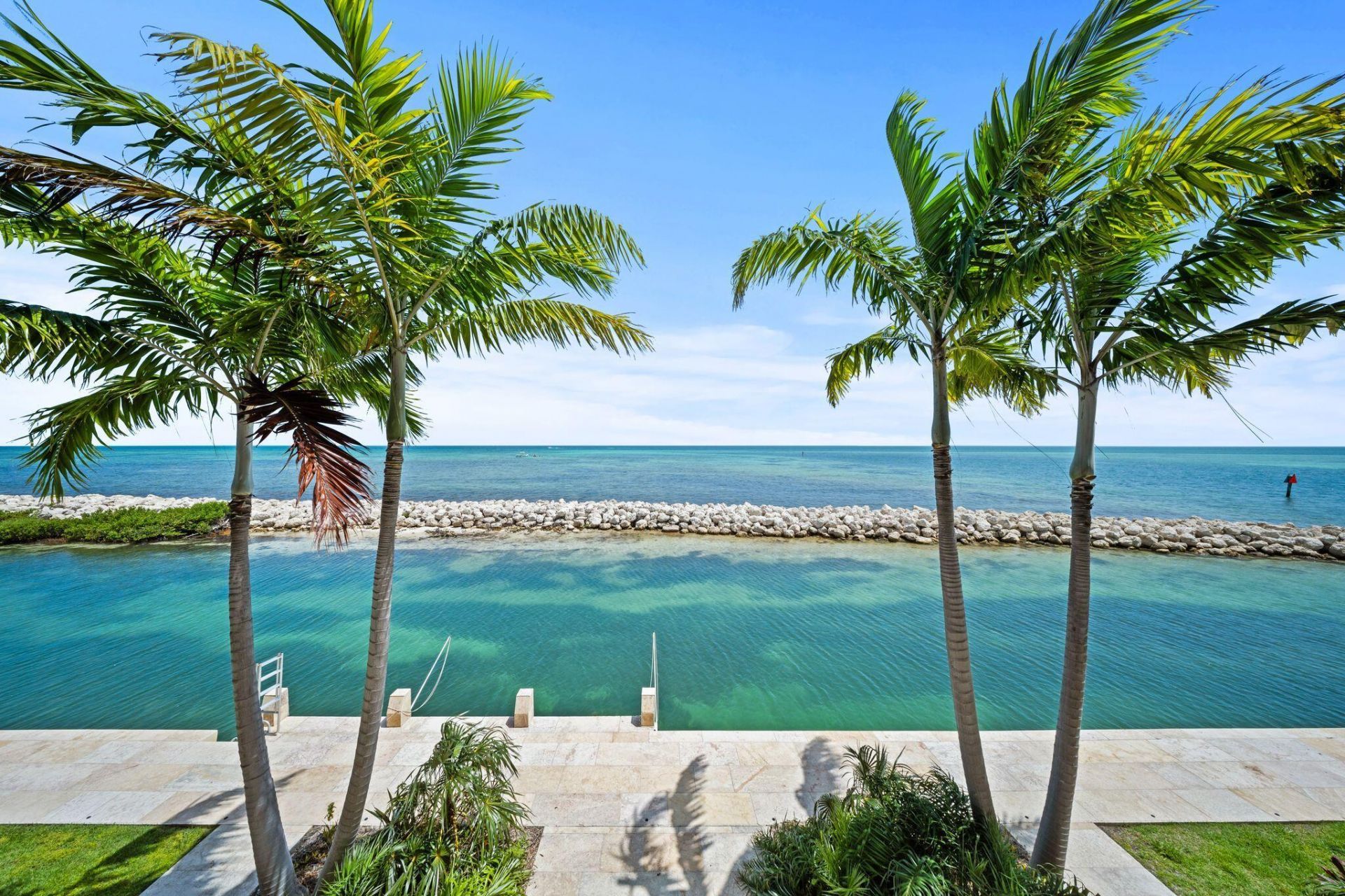 201 W Seaview Drive, Duck Key, FL 33050 Photo
