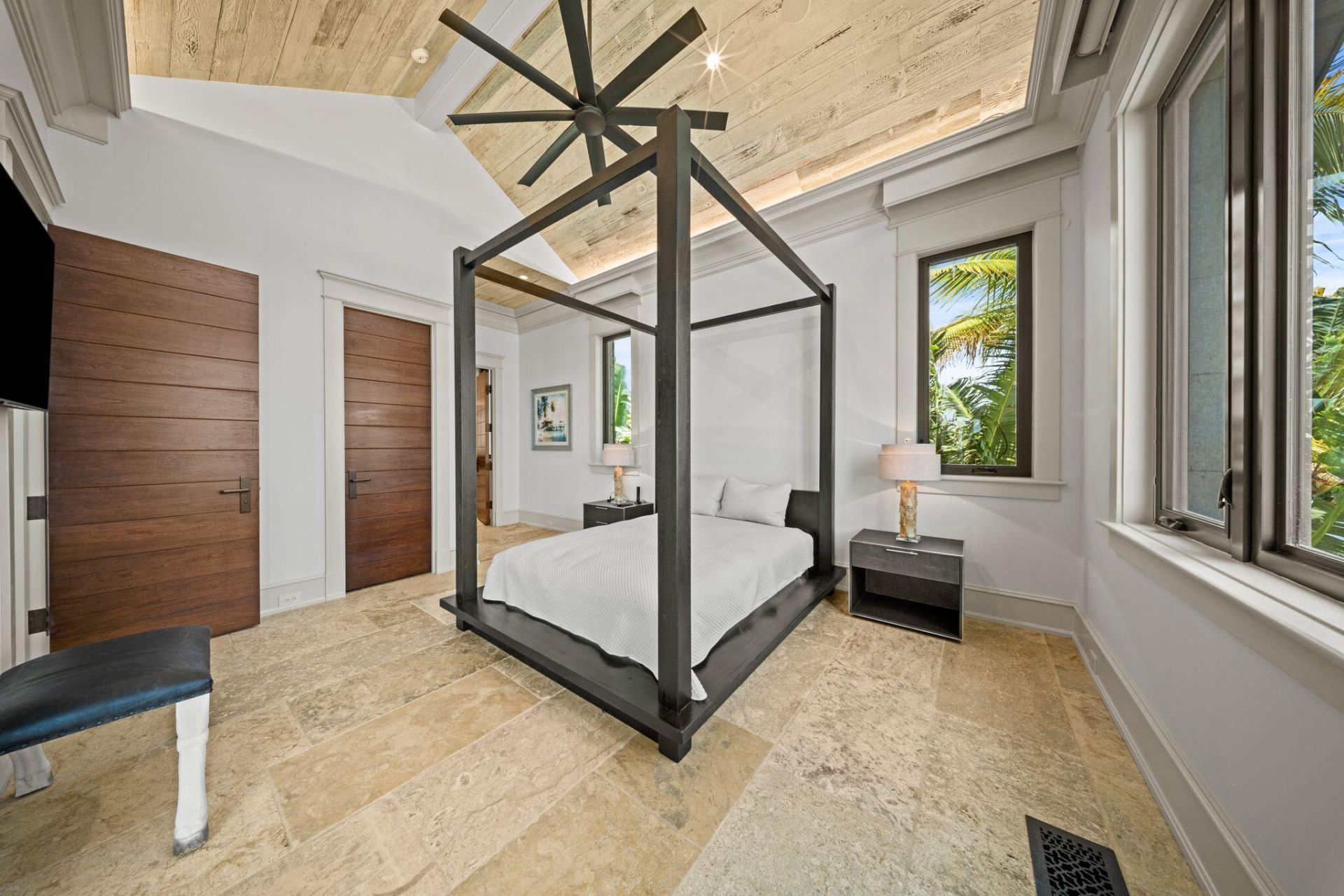 201 W Seaview Drive, Duck Key, FL 33050 Photo