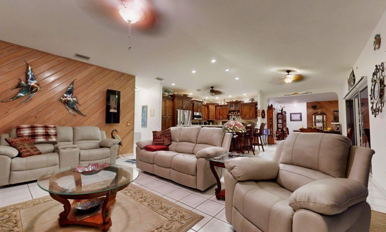 515 Caribbean Drive, Key Largo, FL 33037 Photo
