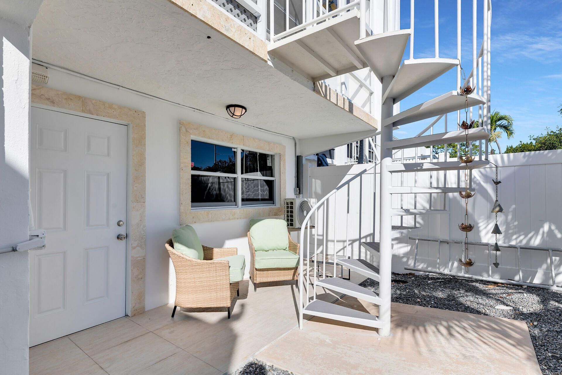 100 Iroquois Drive, Unit 5, Islamorada, FL 33036 Photo