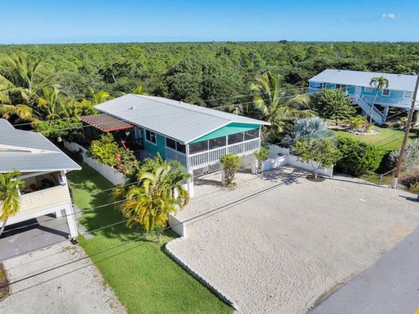 29313 Coconut Palm Drive, Big Pine, FL 33043