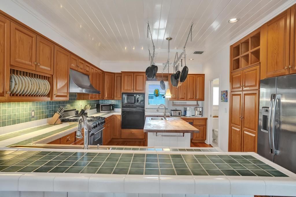 107 Valencia Drive, Islamorada, FL 33036 Photo