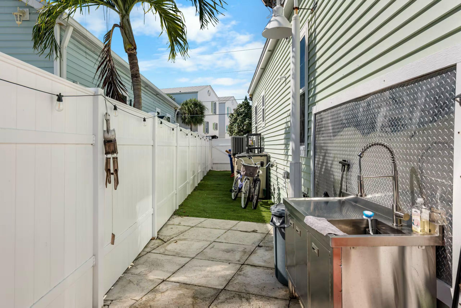 390 25th Street Ocean, Marathon, FL 33050 Photo