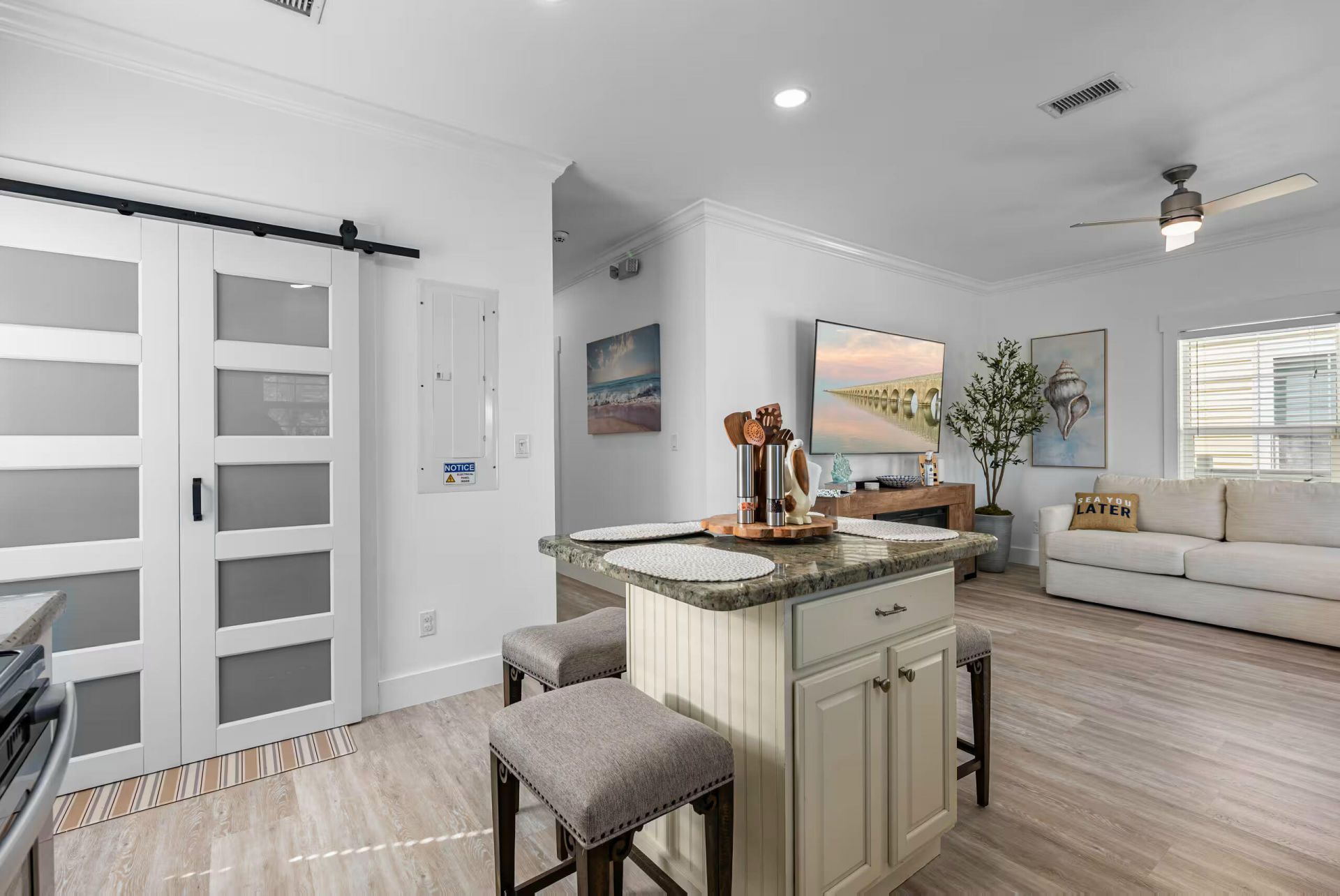 390 25th Street Ocean, Marathon, FL 33050 Photo