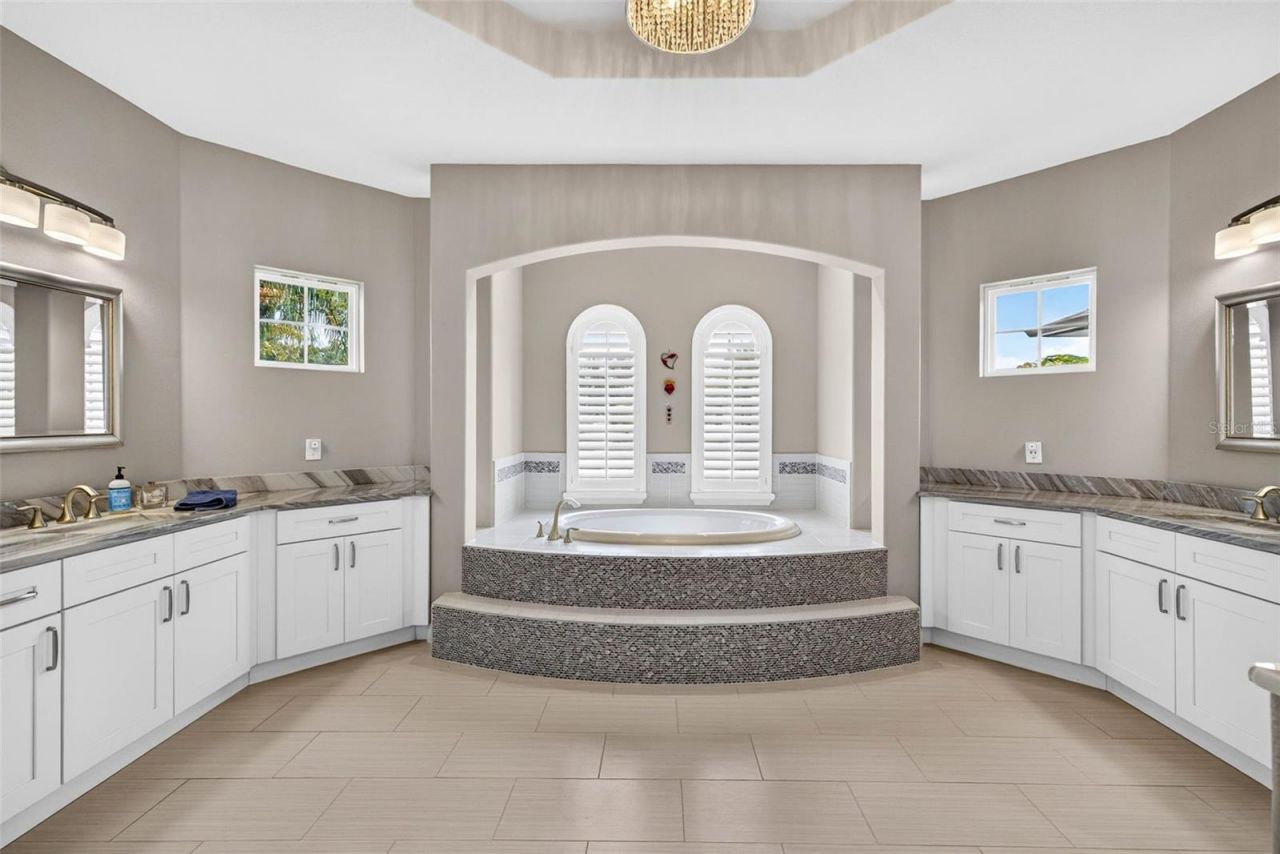 4760 Lago Vista Circle, Land O Lakes, FL 34639 Photo